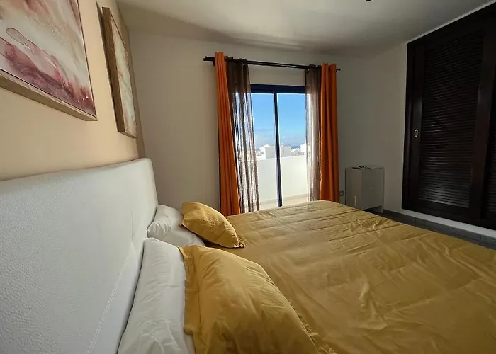 House White Semesterbostad