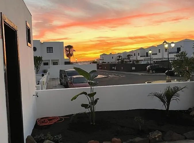 House White بيت للعطل *